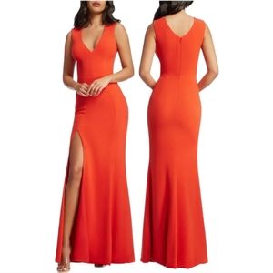 Dress The Population Size Large Plunge Crepe Trumpet Gown In Poppy Orange.